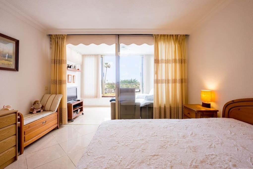 First Line Beach Apartment Πουέρτο Ντε Λα Κρουζ Εξωτερικό φωτογραφία